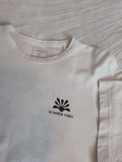 T-Shirt REMAX blanc et a motif