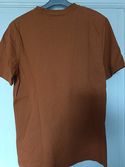 Tee shirt