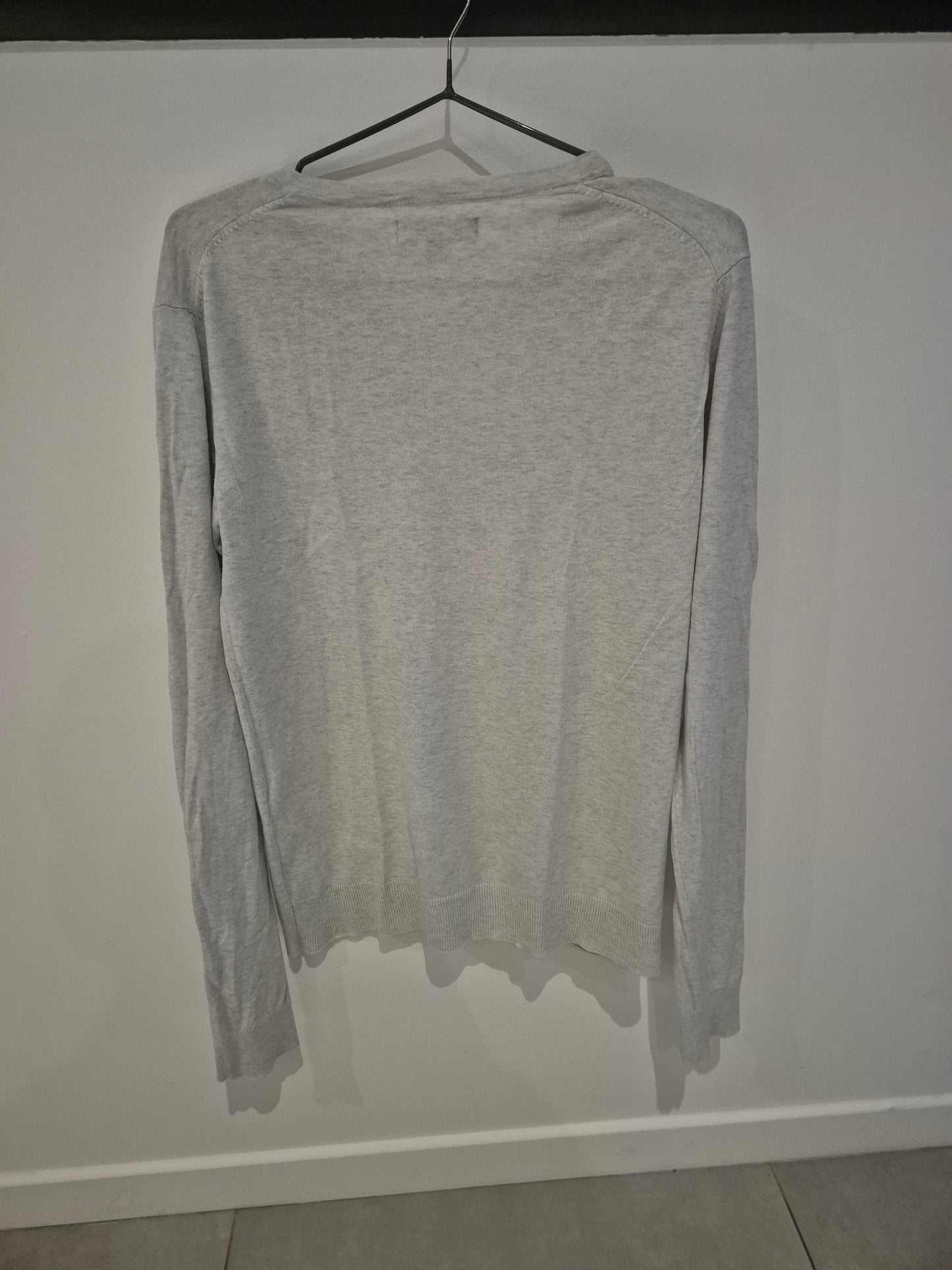 Pull léger gris taille M