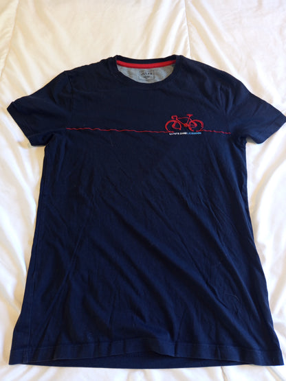 Tee-shirt broderie vélo en poitrine
