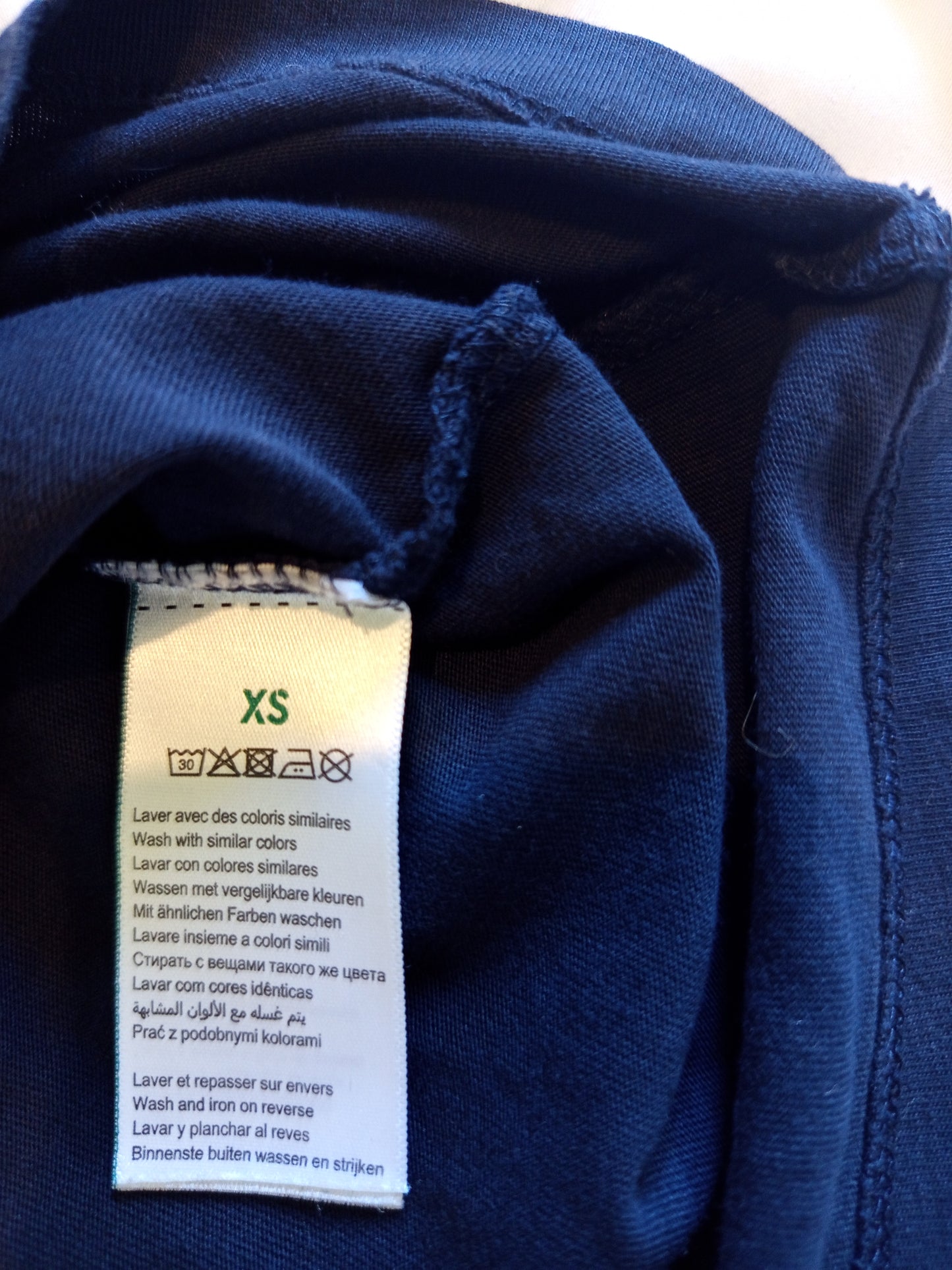 Tee-shirt broderie vélo en poitrine