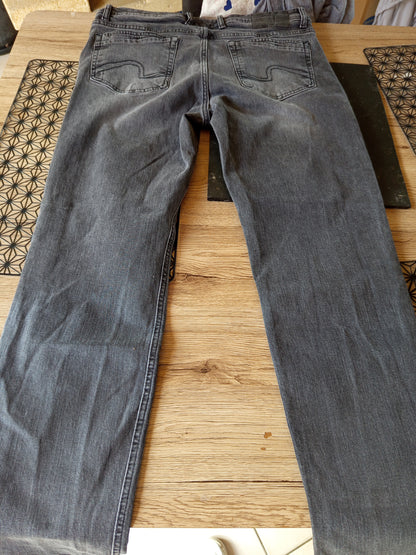 Jean