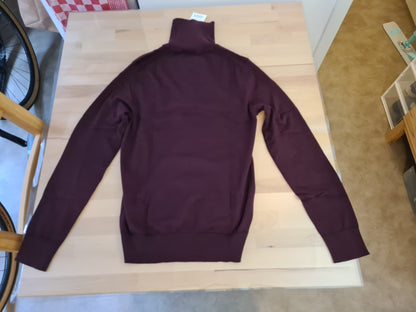 Pull col roulé essentiel