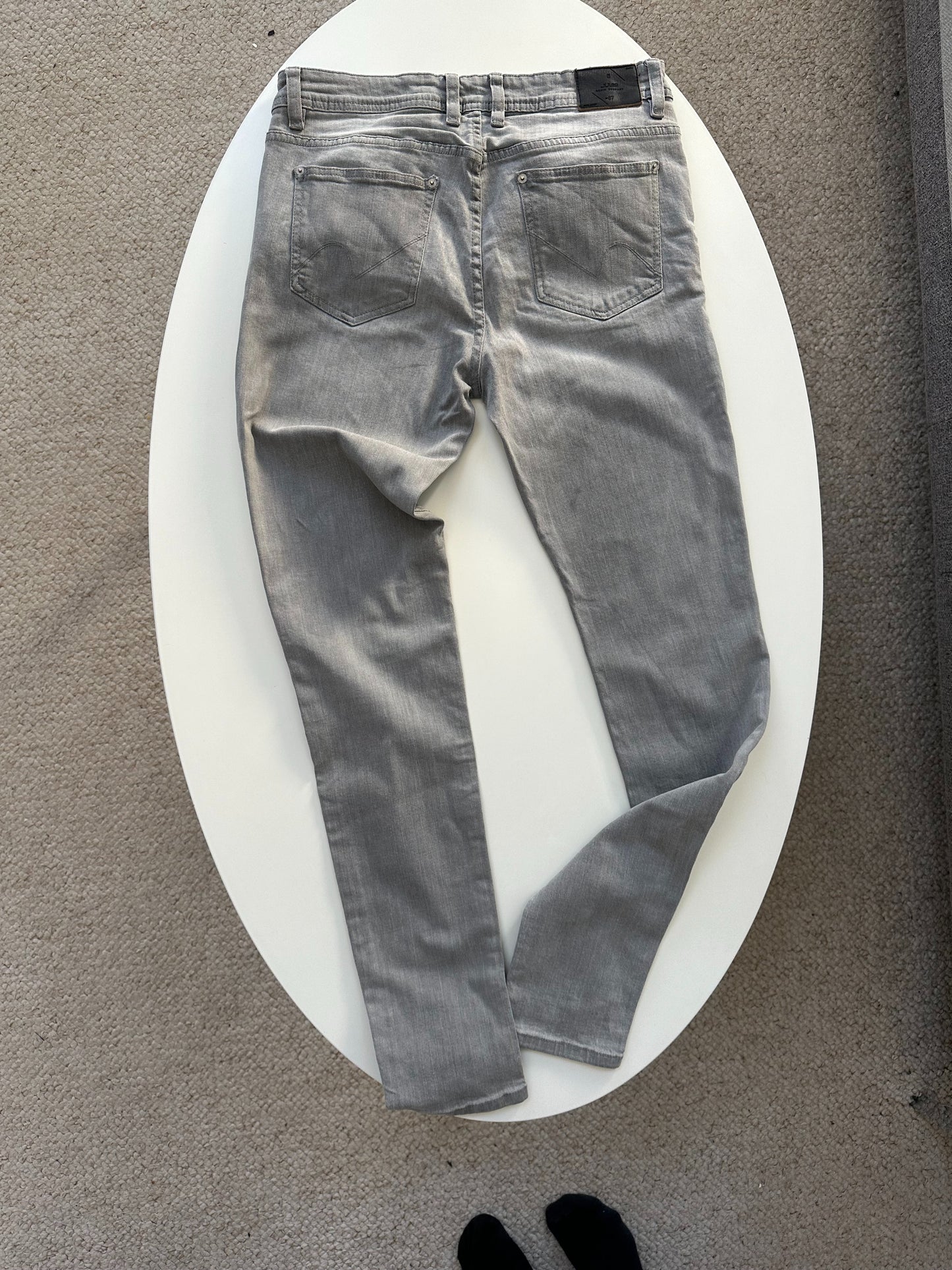 Jean skinny gris