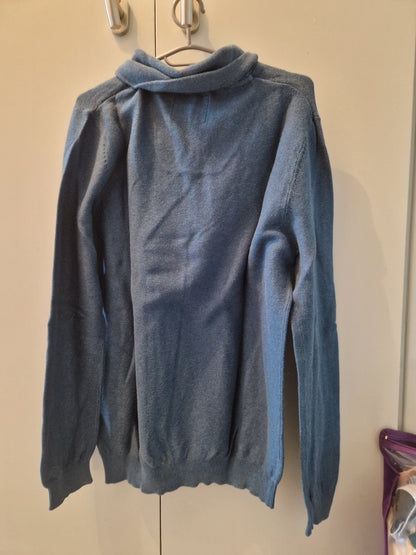 Pull col roulé bleu