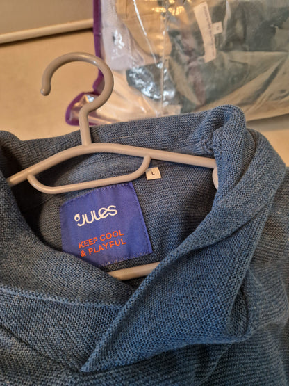 Pull col roulé bleu