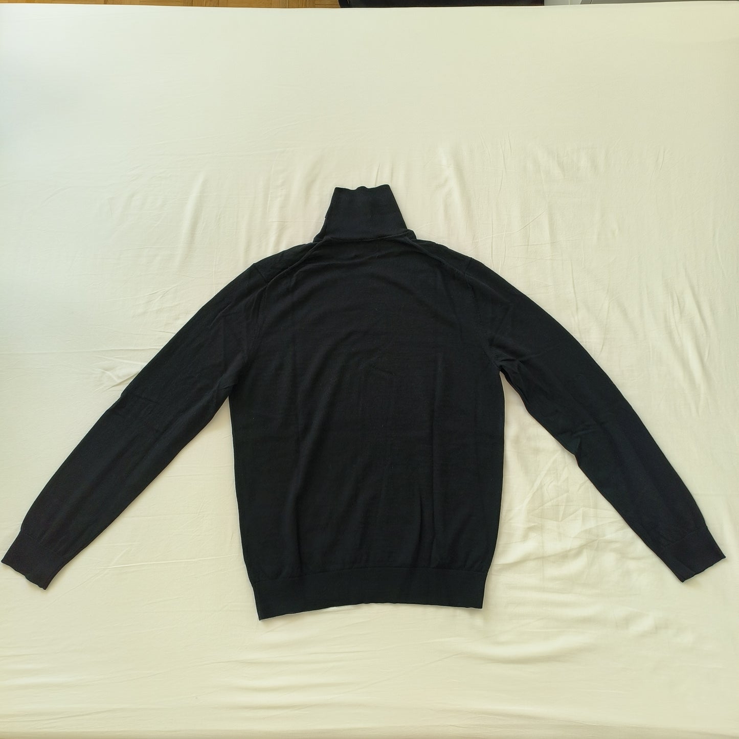 Pull col roulé noir 100% laine taille L Neuf