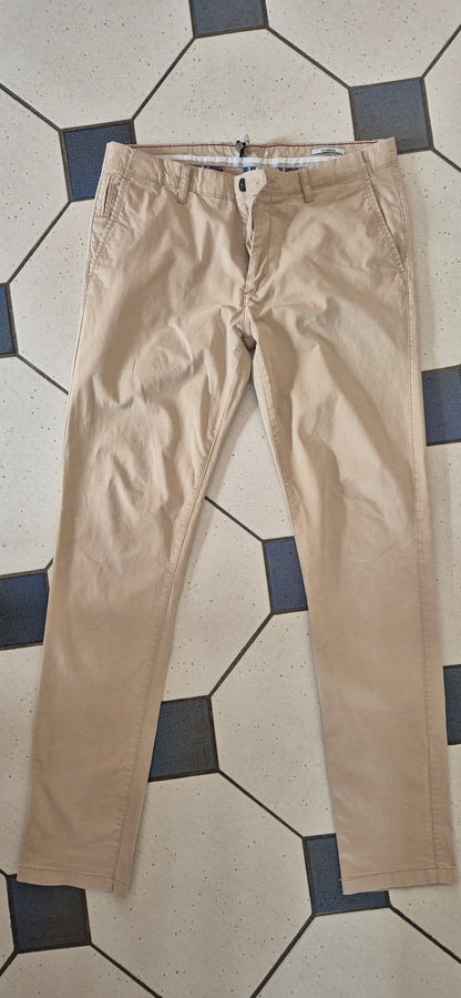 Chino coupe slim 4 longueurs uni Sasha