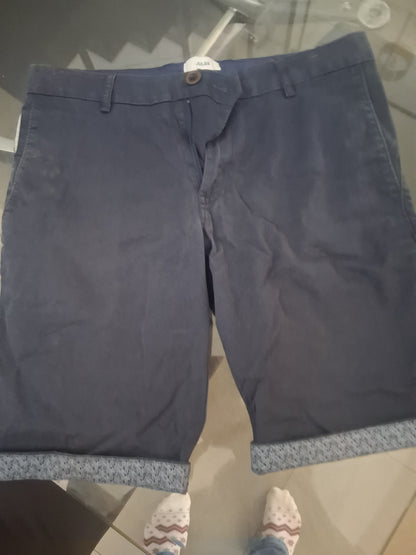 Bermuda chino uni