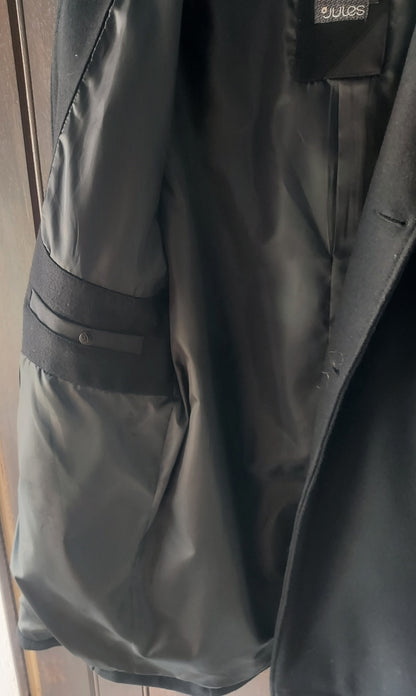 Par-dessus noir classe