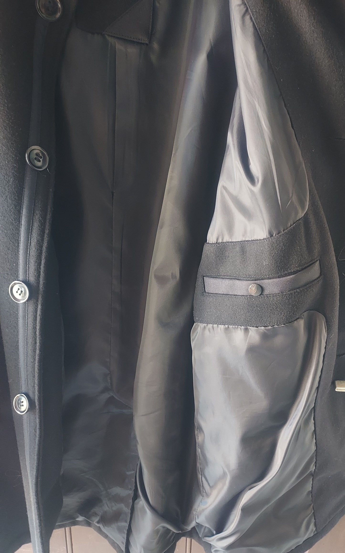 Par-dessus noir classe