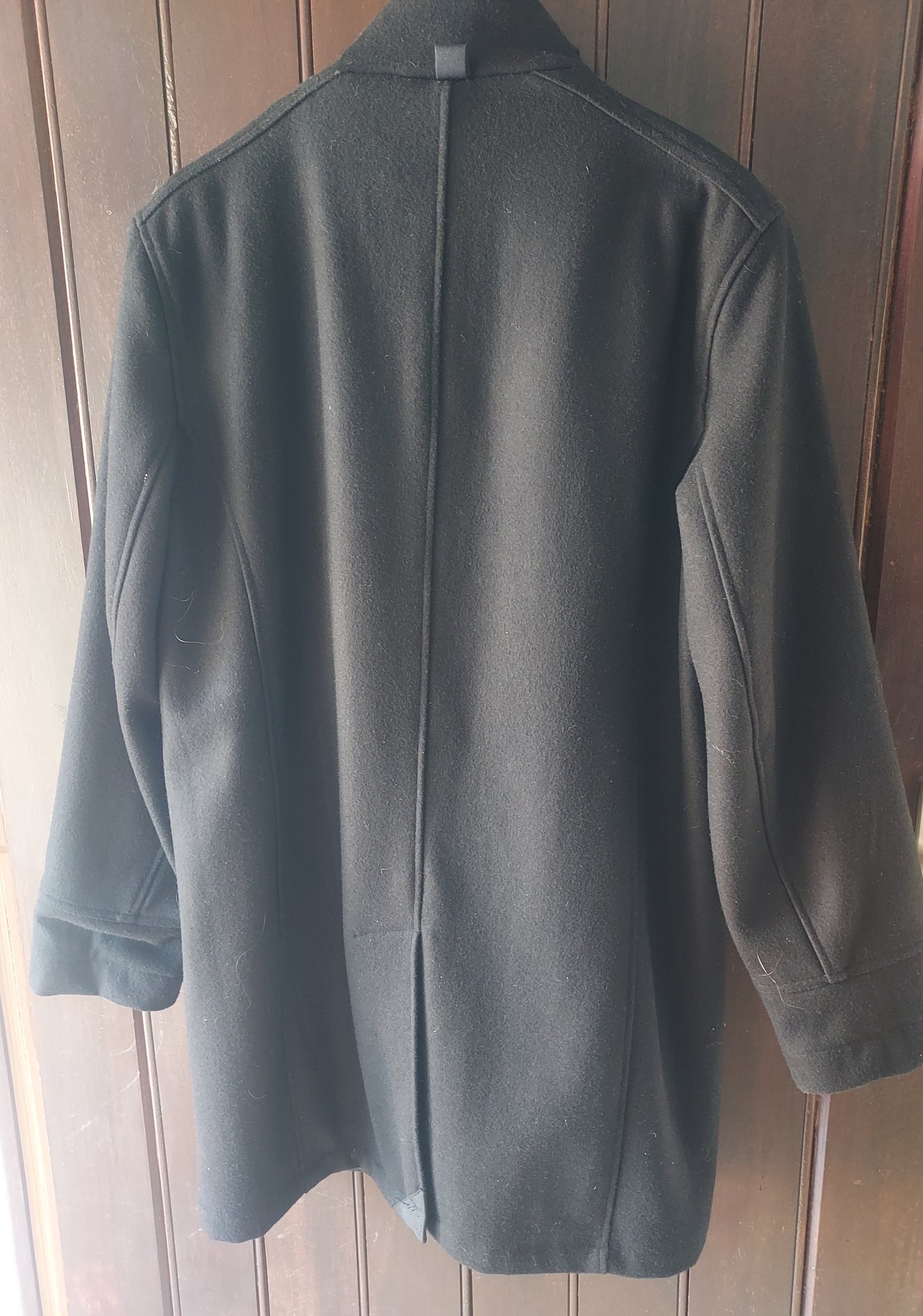 Par-dessus noir classe