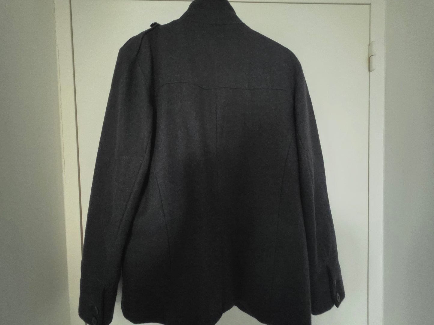 Veste gris foncée