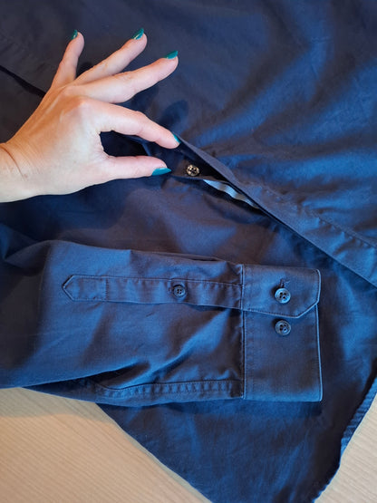 Chemise bleu marine col noir coupe slim