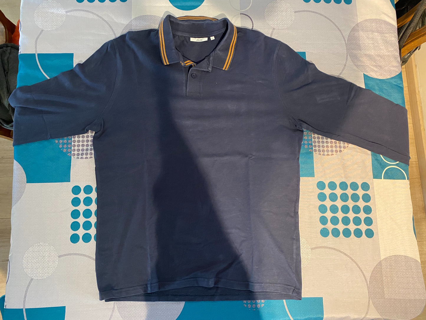 Polo manches longues  détail sport