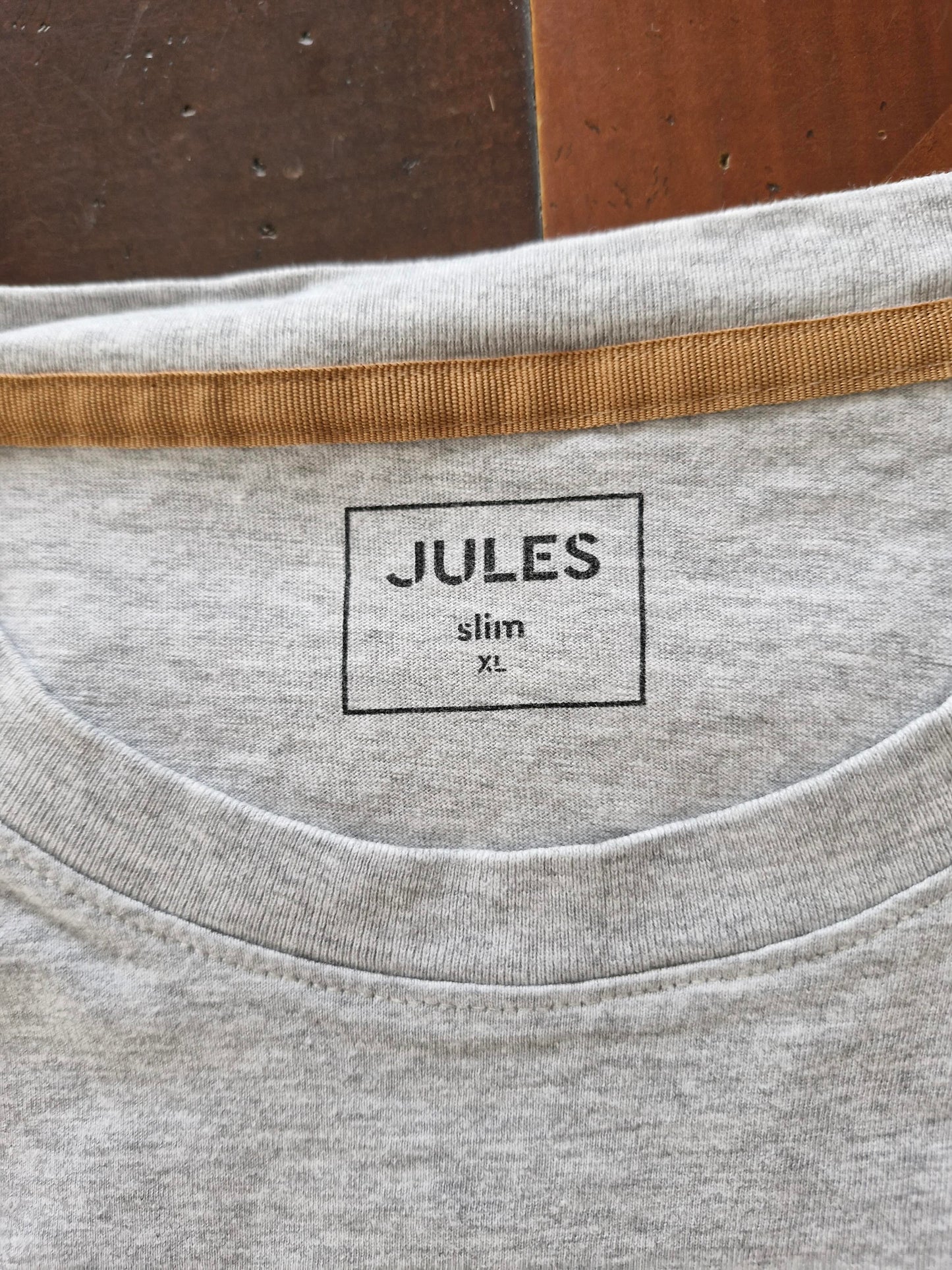 Tee-shirt mot bouclette