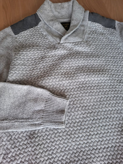 Pull gris mail tressée