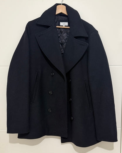 Manteau court boutonnage croisé