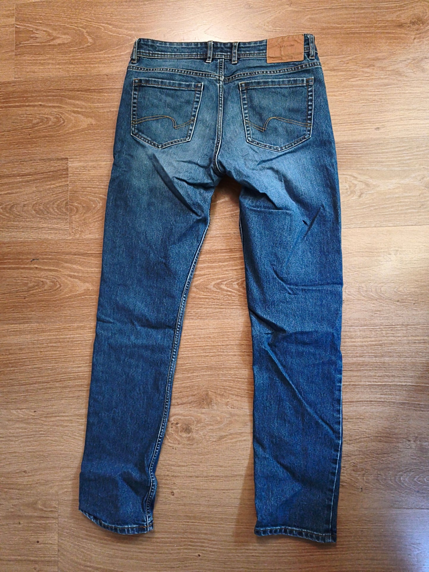 Jean straight en coton et polyester recyclés