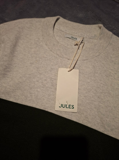 Pull neuf
