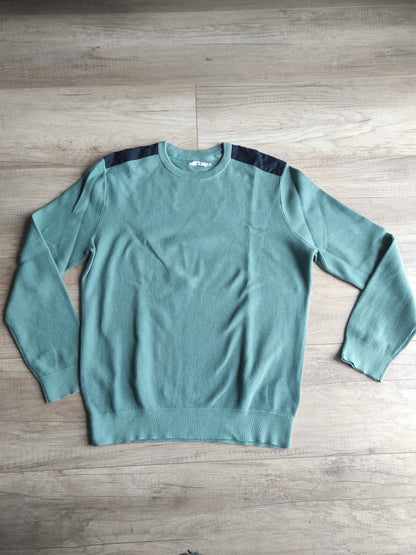 Pull à col rond et patch épaule