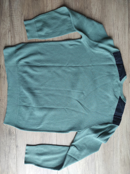 Pull à col rond et patch épaule