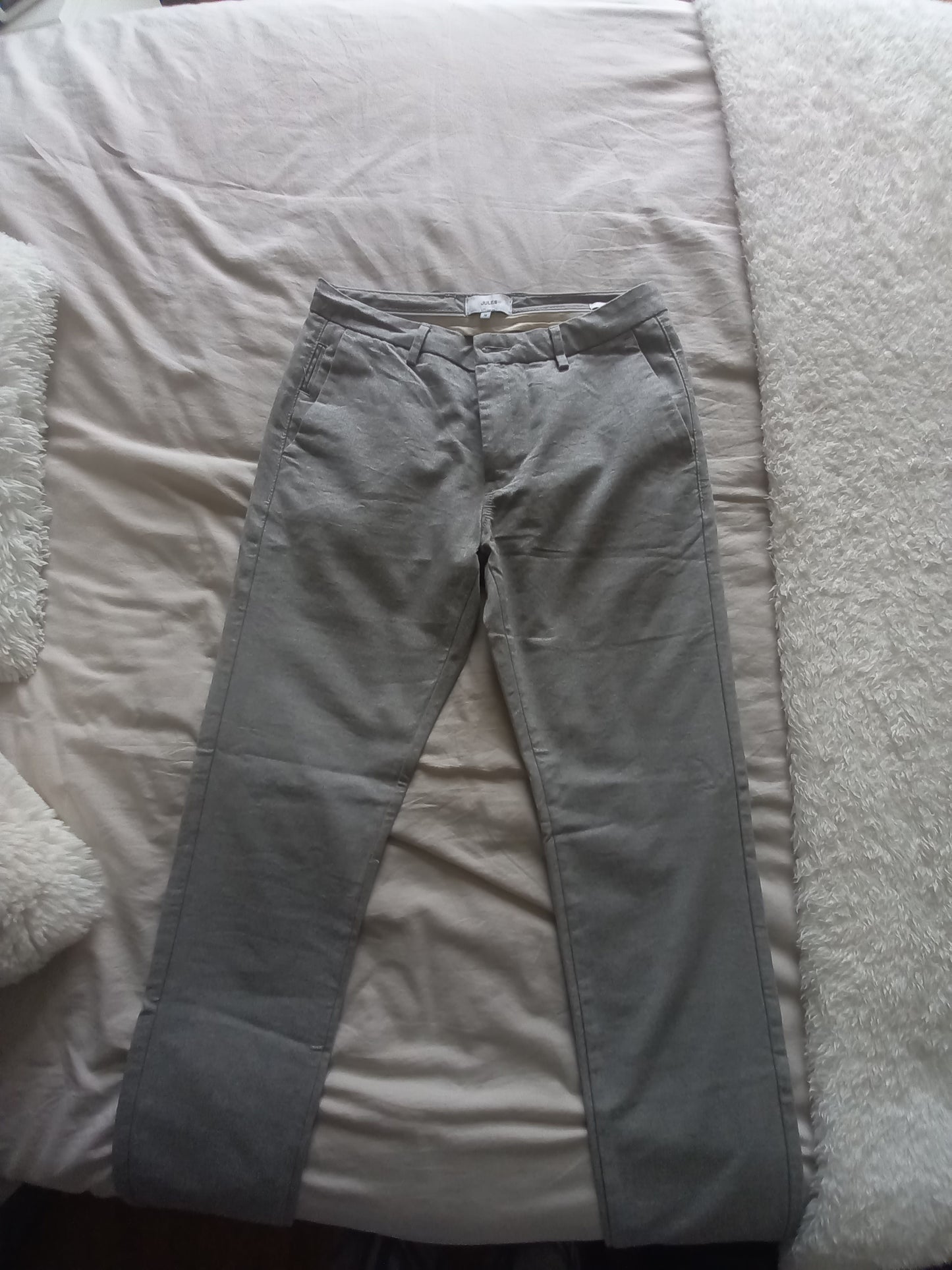 Pantalon chino slim motif chevron