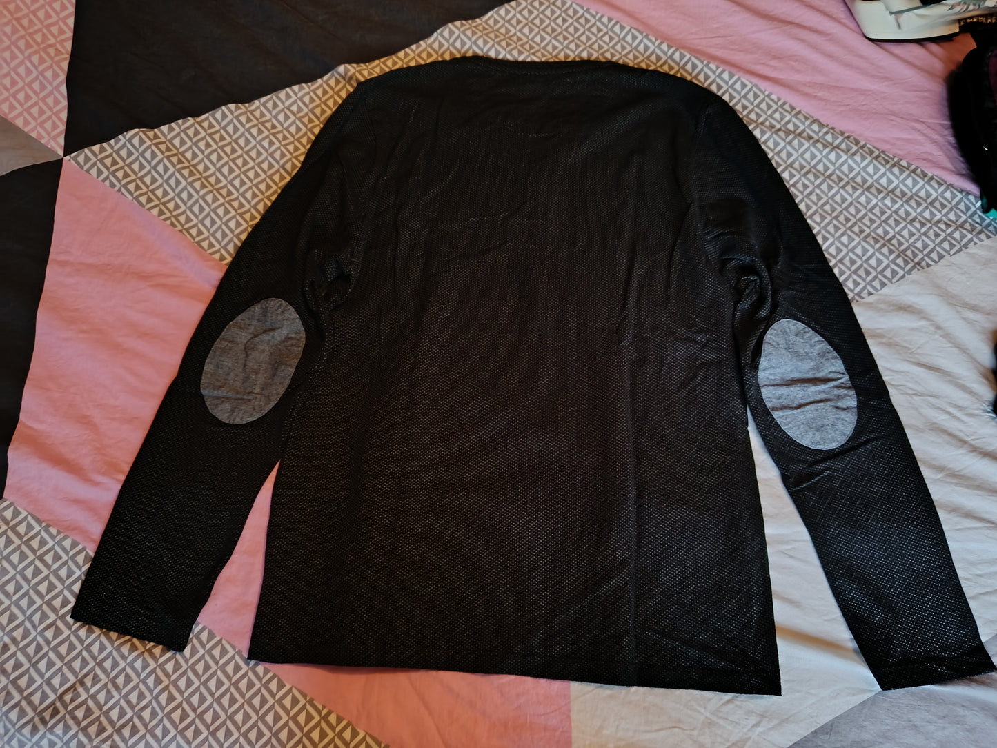 Tee shirt tunisien