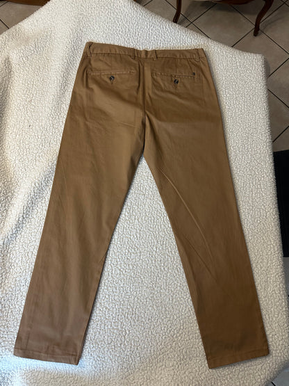 Pantalon chino slim urbain léger