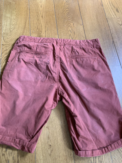 Bermuda chino
