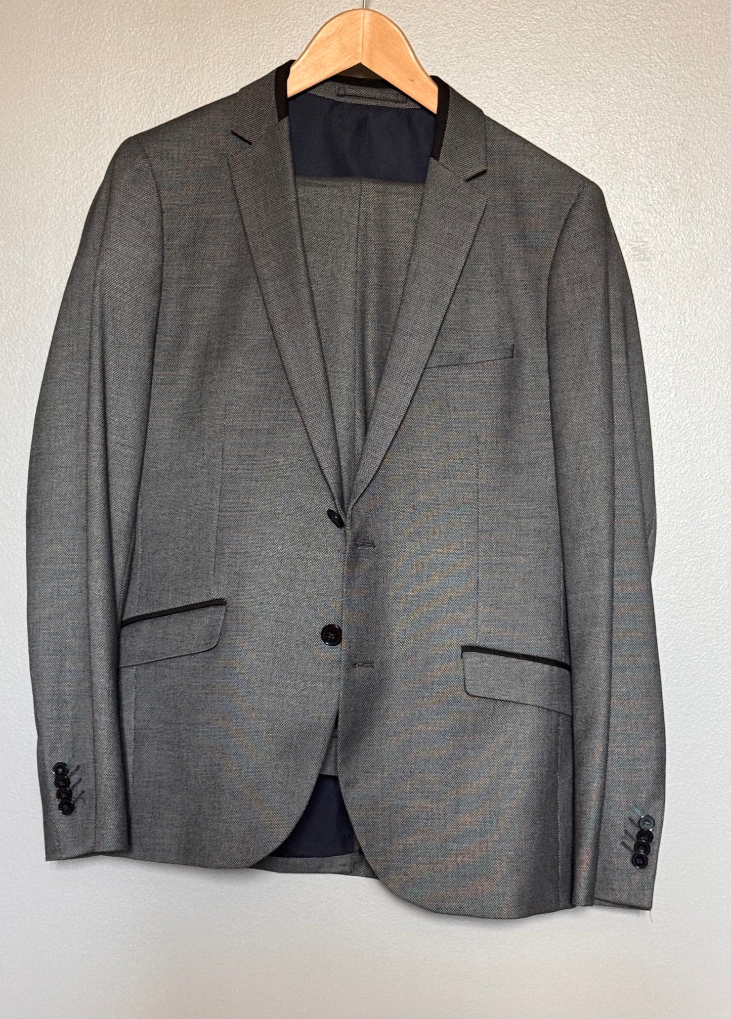 Veste de costume reliefée