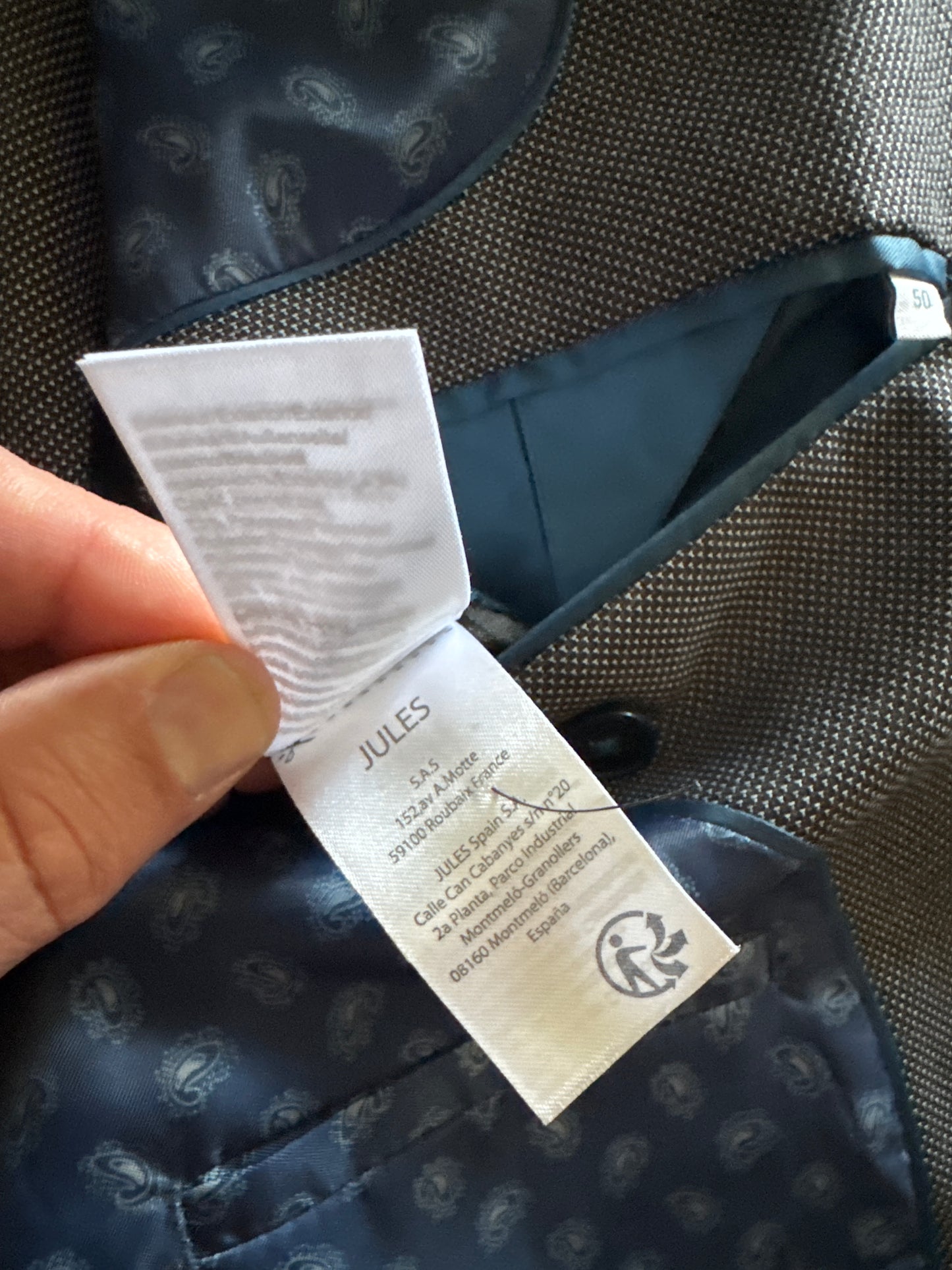 Veste de costume reliefée