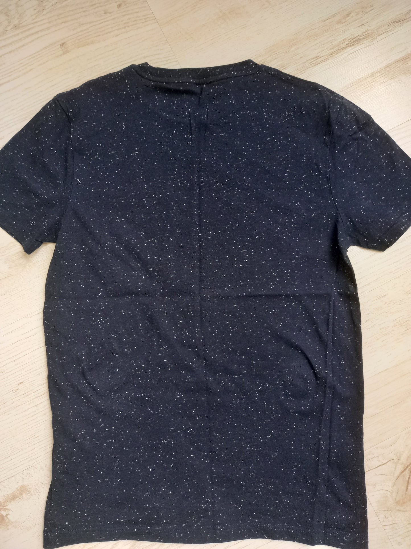 TEE SHIRT
