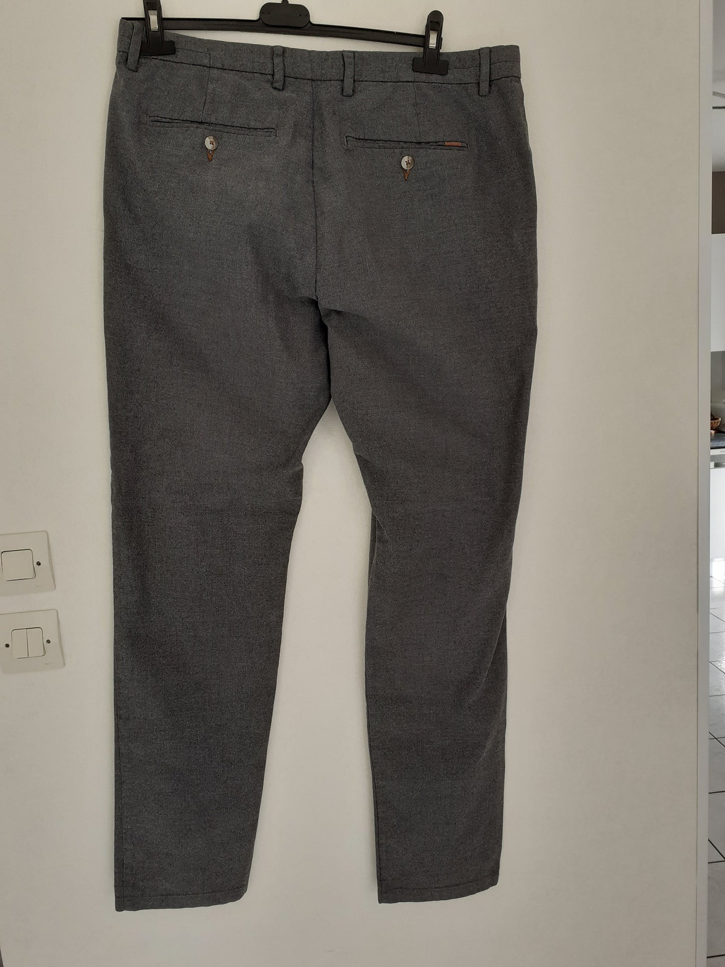 Pantalon gris t 44