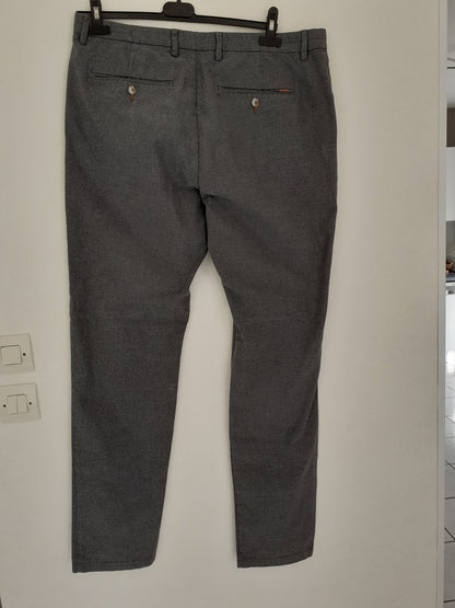 Pantalon gris t 44