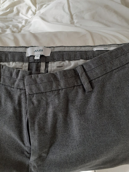 Pantalon gris t 44