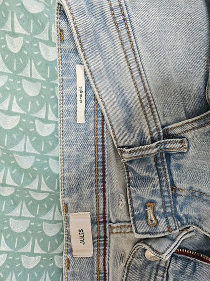 Jean straight en coton et polyester recyclés