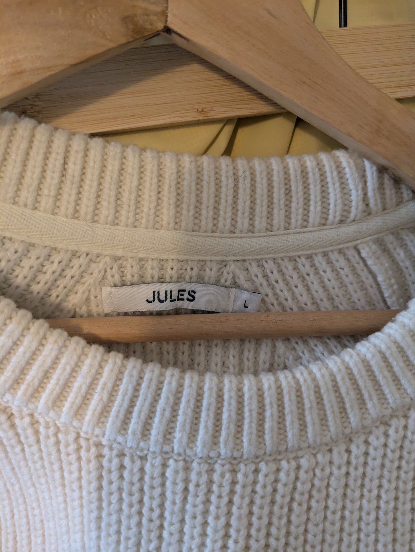 Pull col rond laineux uni
