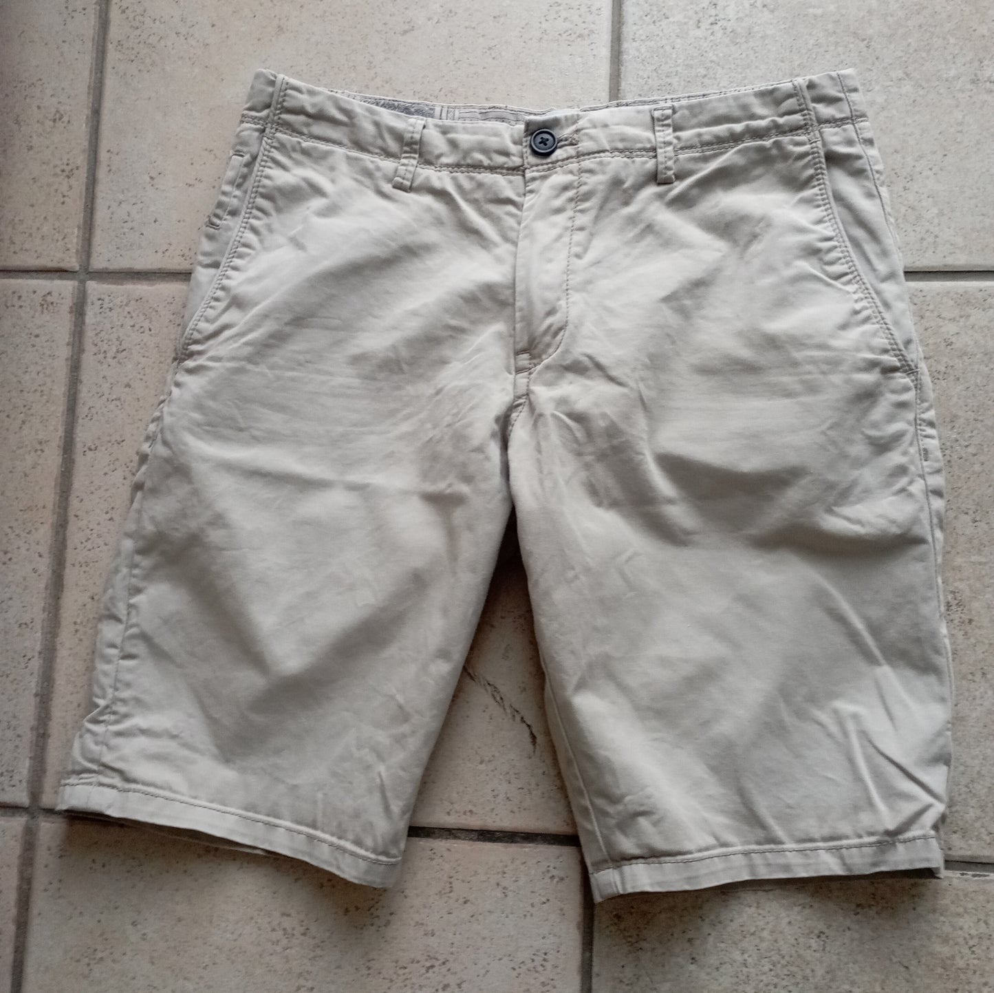 Bermuda chino basic