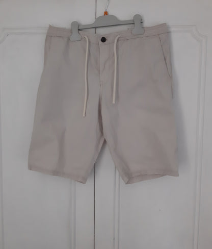 Bermuda chino uni taille élastiquée