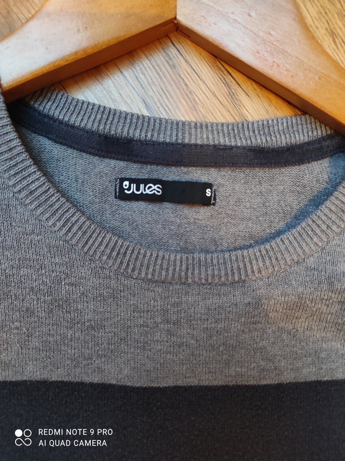 Pull gris rayure bleue marine - S