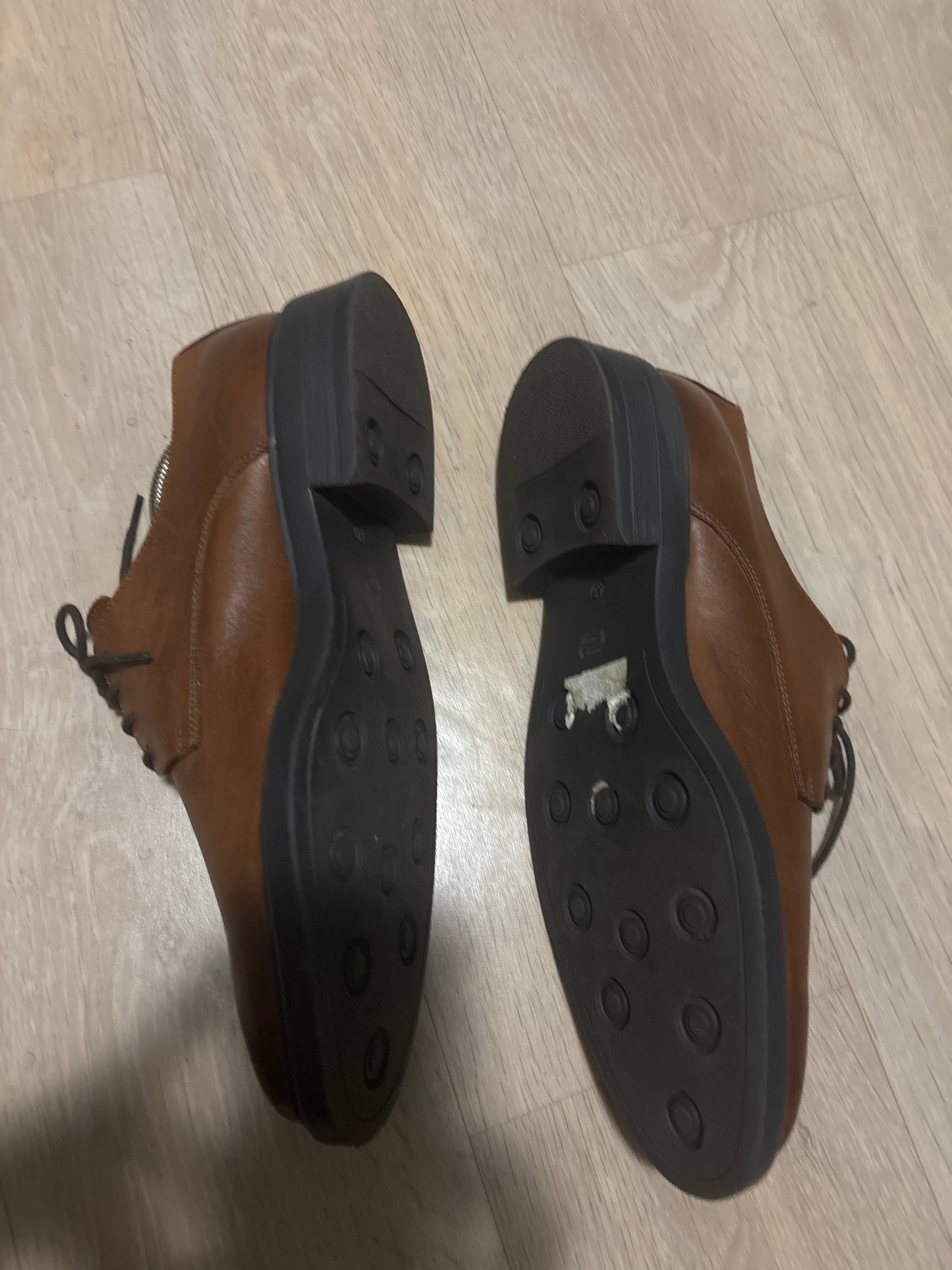 Derbies marron