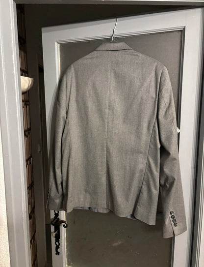 Costume Gris