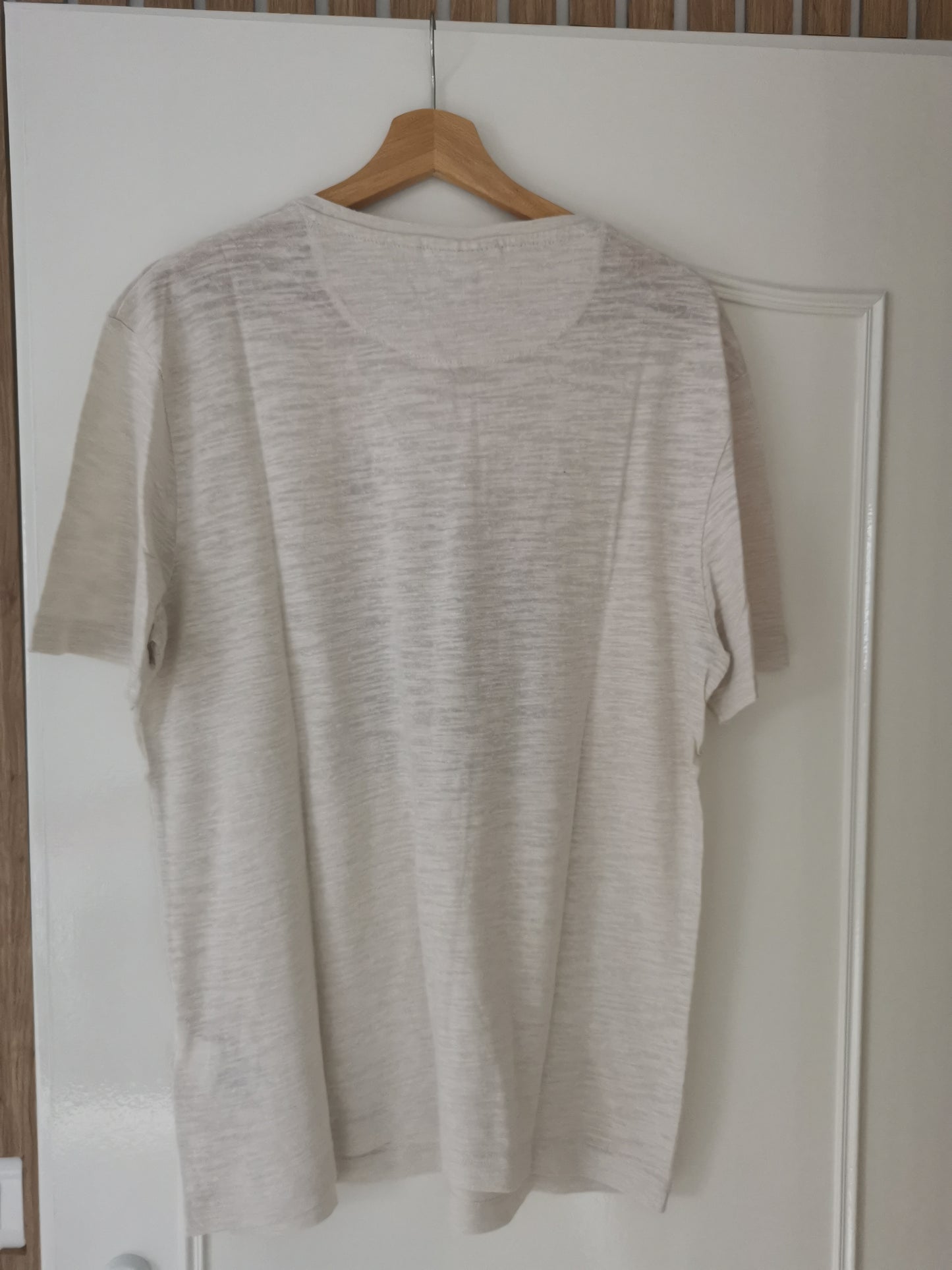 Tee shirt