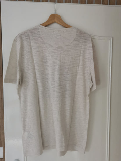 Tee shirt