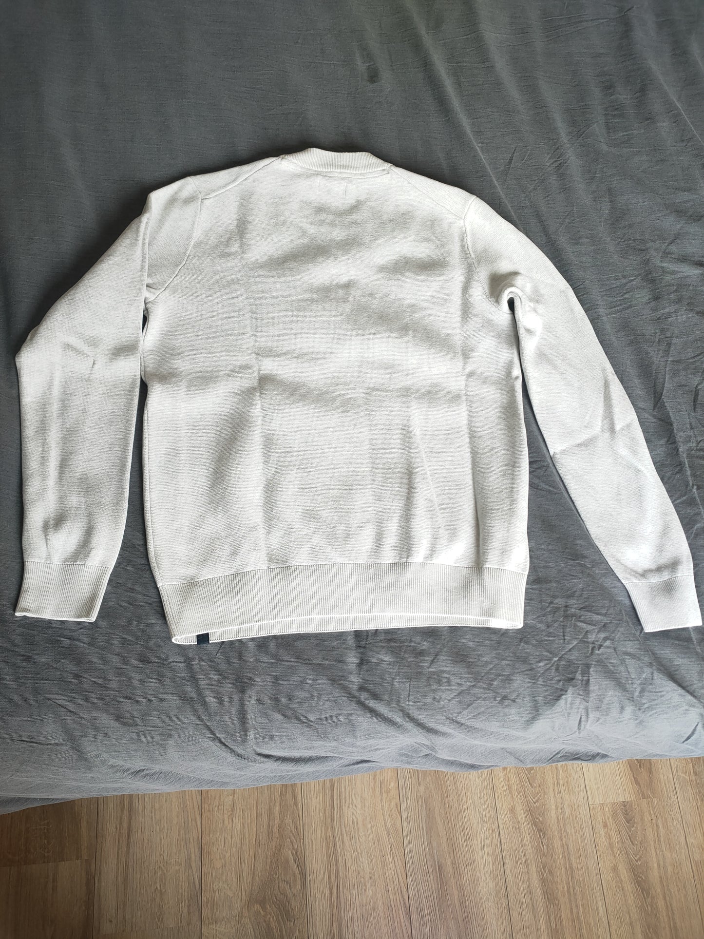 Pull uni 'le parfait by JULES'