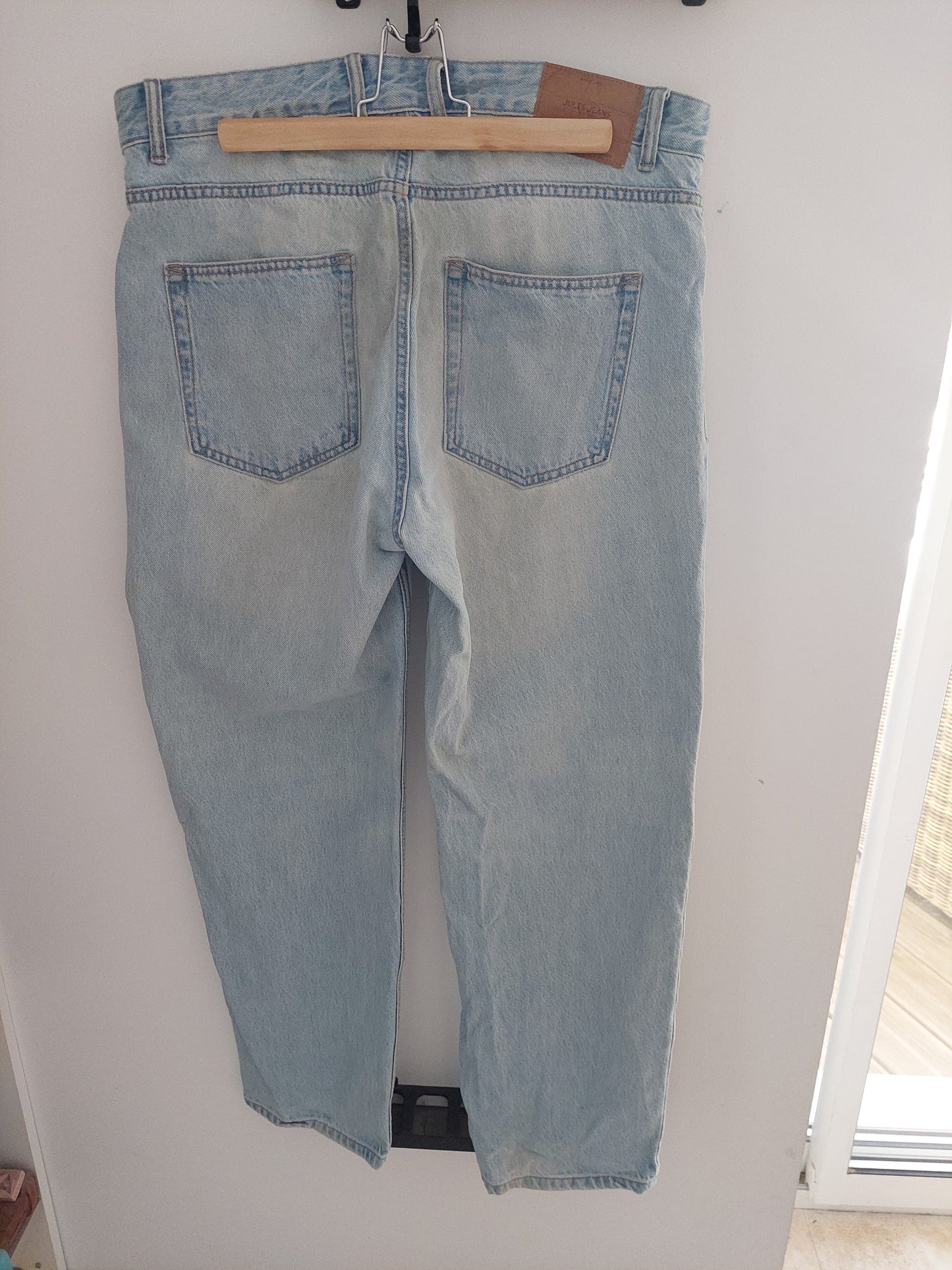 Jeans loose