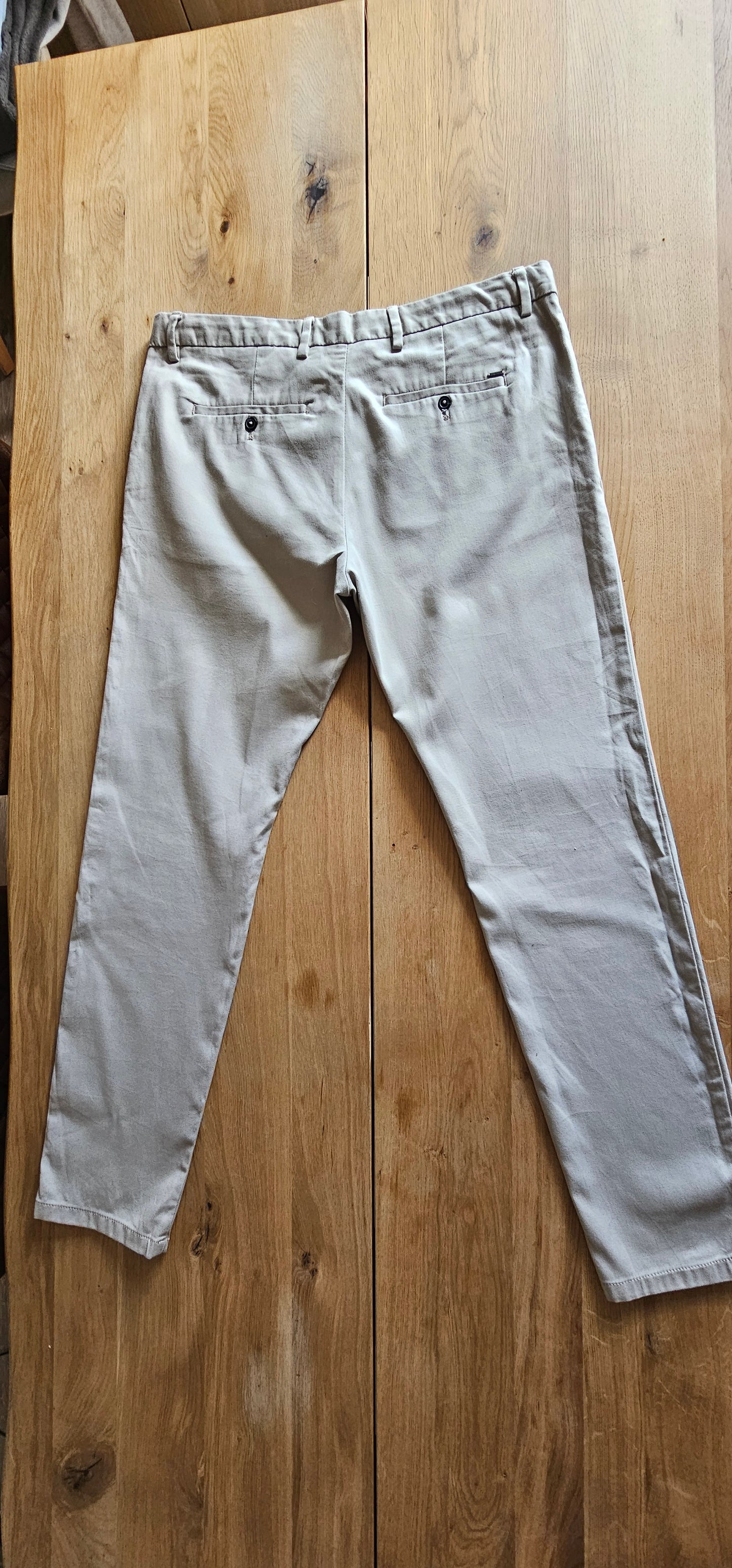 Pantalon chino slim urbain 'le parfait by JULES'