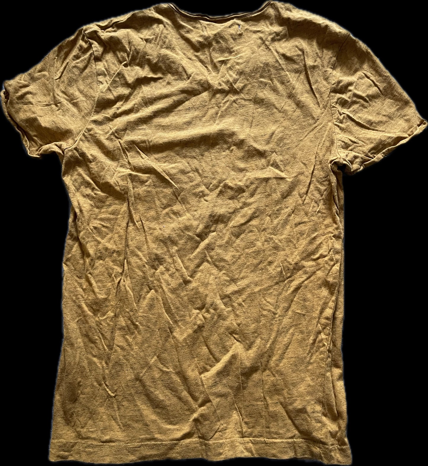 T-shirt jaune