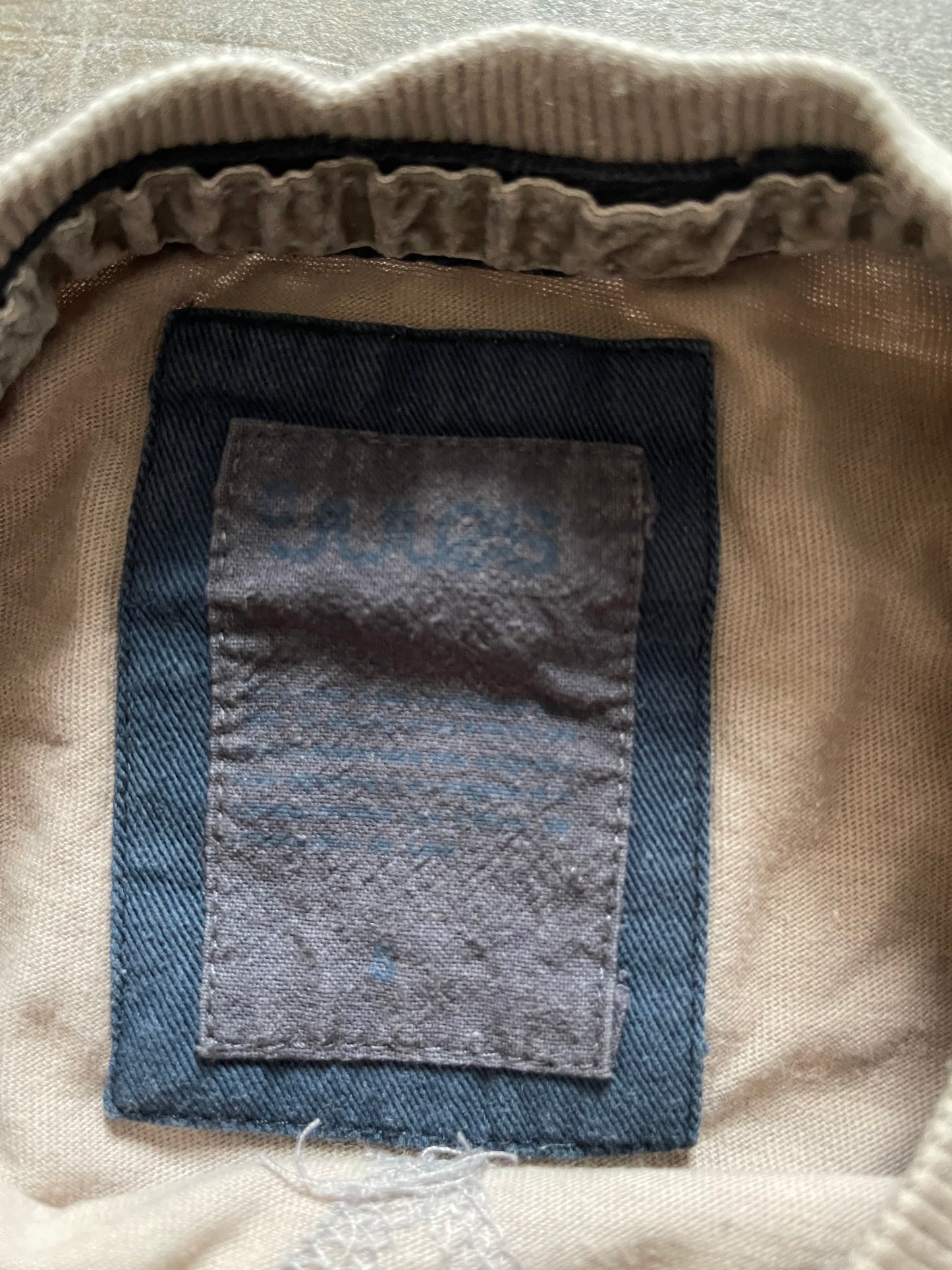 Pull gris